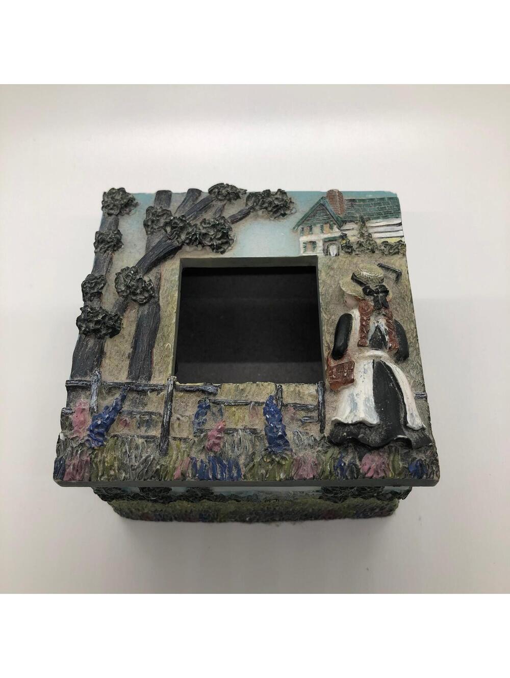 Vintage Country Cottage Resin Trinket Box Picture Frame Lid 3D Farmhouse Decor